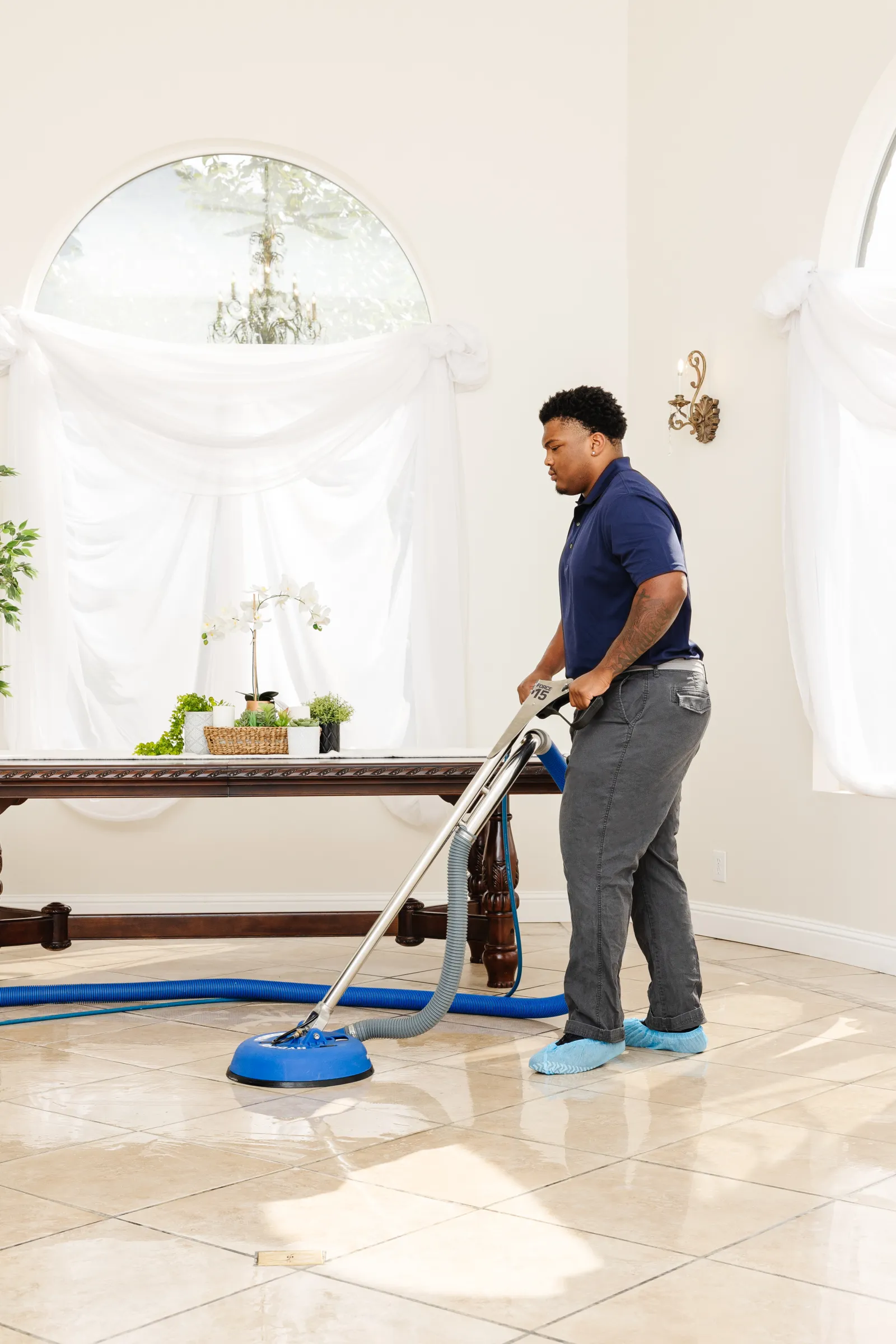 professional tile and grout cleaner